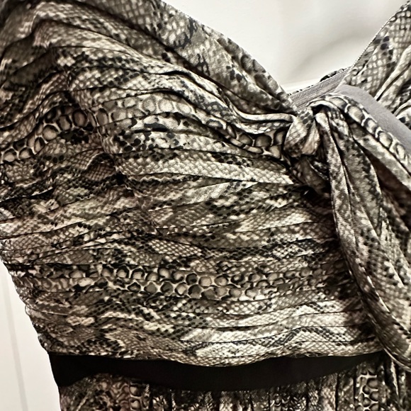 BCBGMaxazria Janelle Snake Print Gown - NWT - 2 - Picture 6 of 6